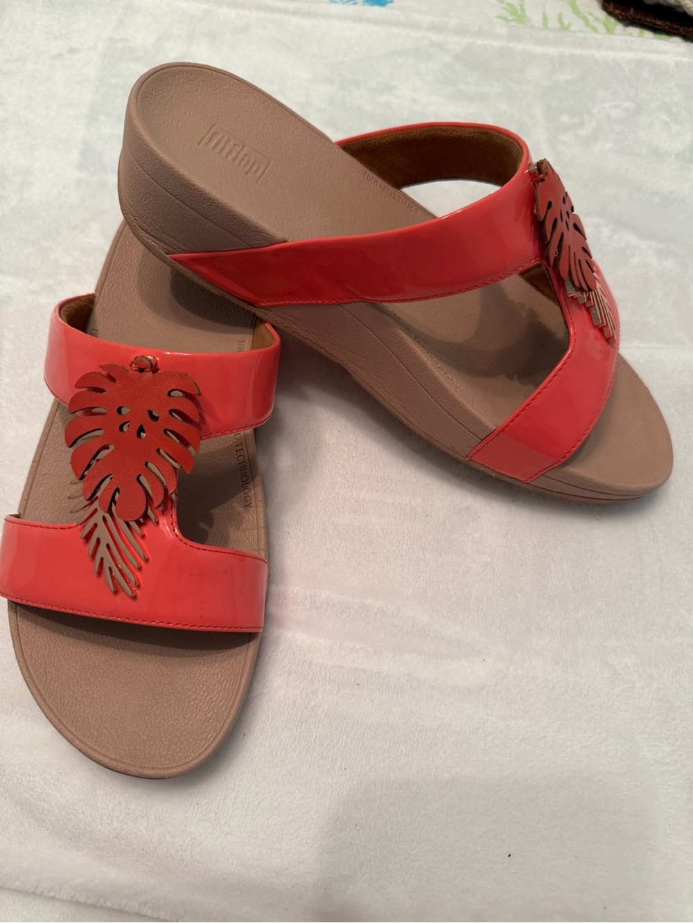 Lottie Jungle Leaf Patent Slide size 8